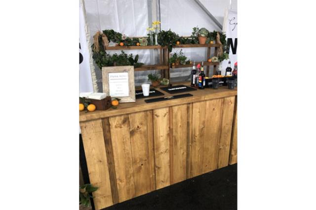 Where to find Bar, 6 Honey Wood in Fresno