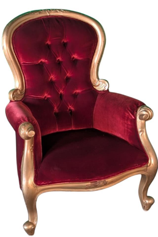 Where to find Red Velvet Gold Trim Set in Fresno